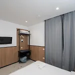 Mia Angioino 3*